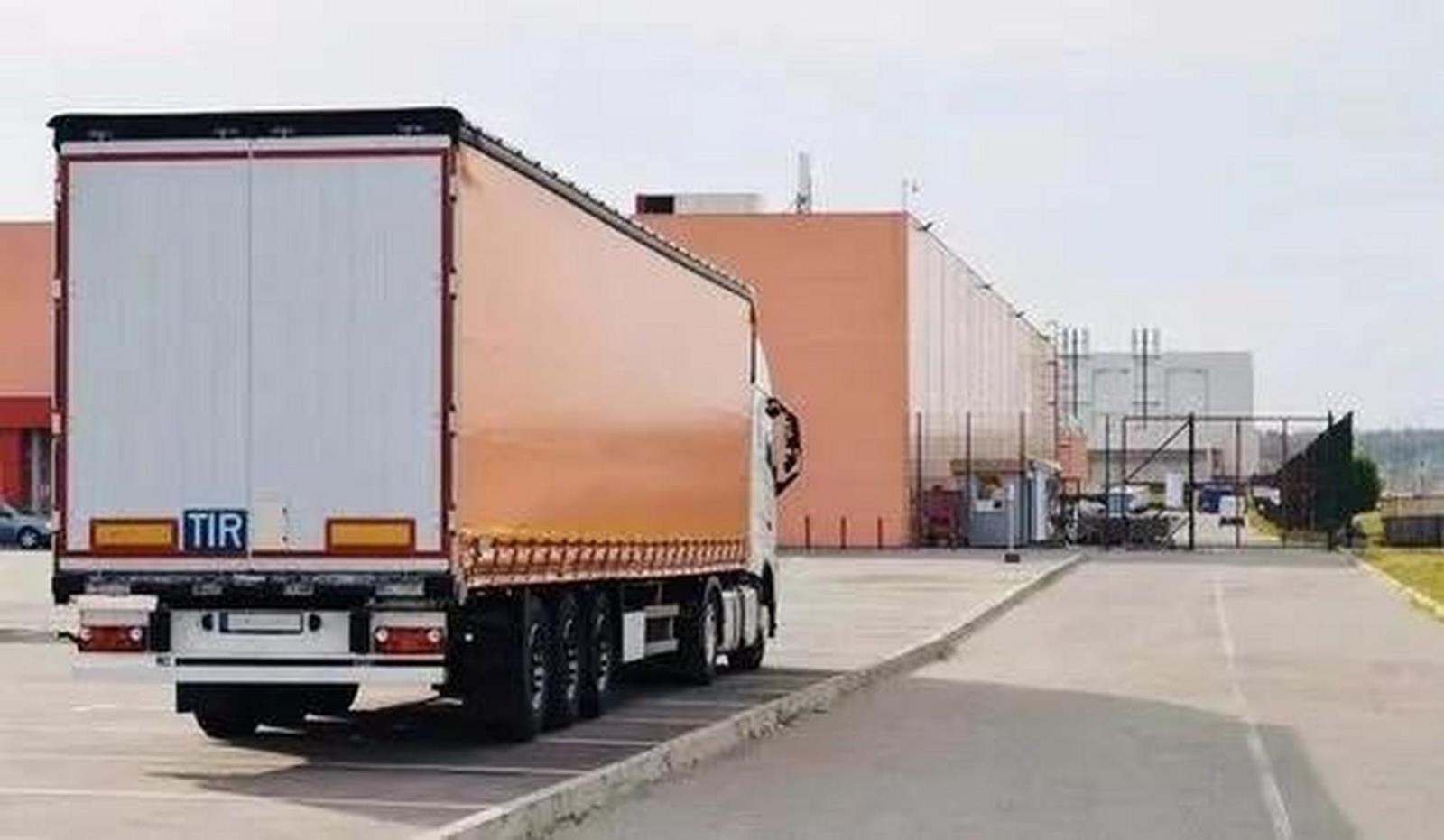 中亚卡航喀什 · 危险品运输 · ADR认证 · 锂电池/储能/化工品 · 8-12天直达中亚南亚